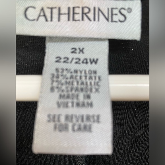 Catherines Black All Nighter Metallic Slinky Scoop V-Neckline Tunic Style Top - Picture 4 of 14